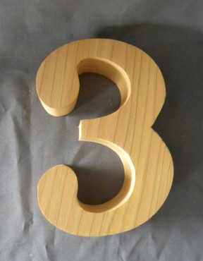 NUM3