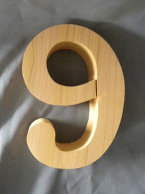 NUM9